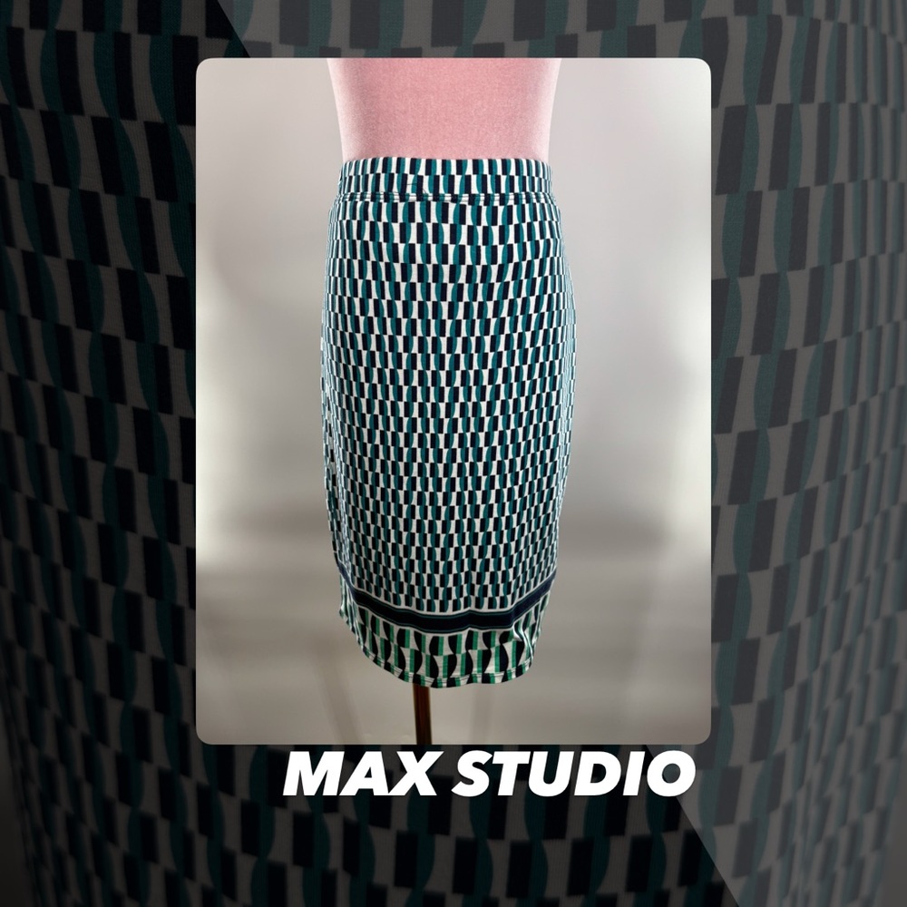 EUC Max Studio Geometric Print Pencil Skirt